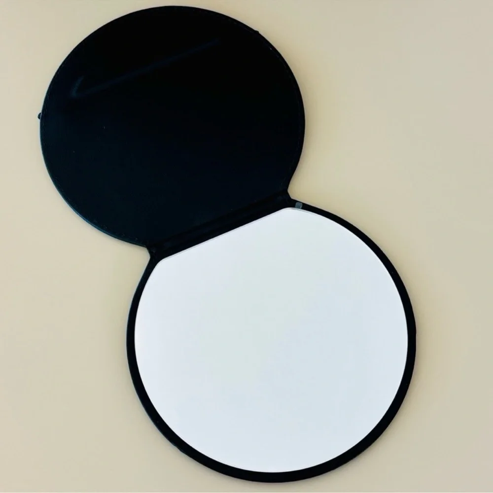 Chanel Beauté mirror - Picture 3 of 4